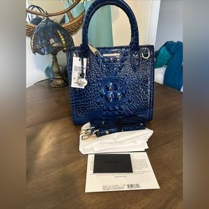 Brahmín small Caroline sapphire Melbourne genuine leather